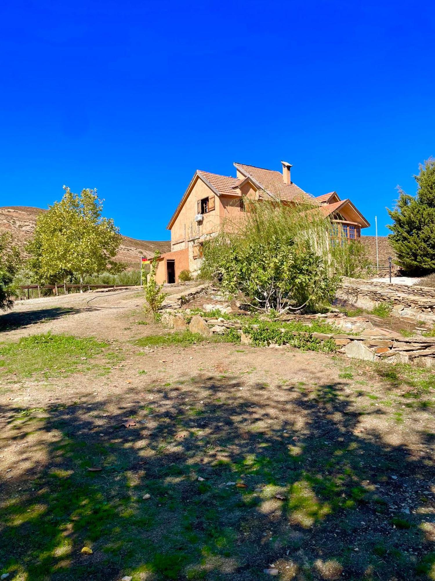 Ferme D'Hote La Vallee Hotel Azrou Exterior photo