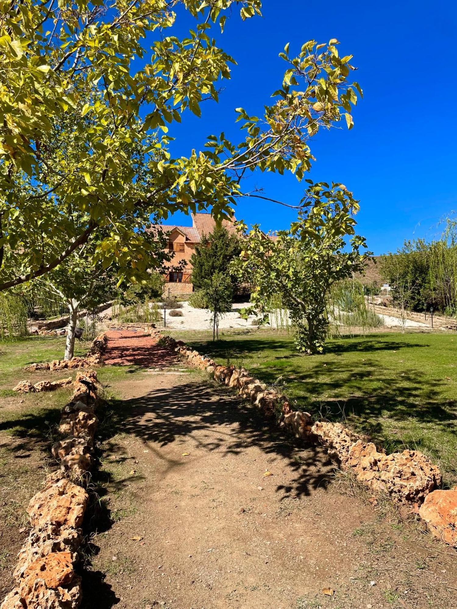 Ferme D'Hote La Vallee Hotel Azrou Exterior photo